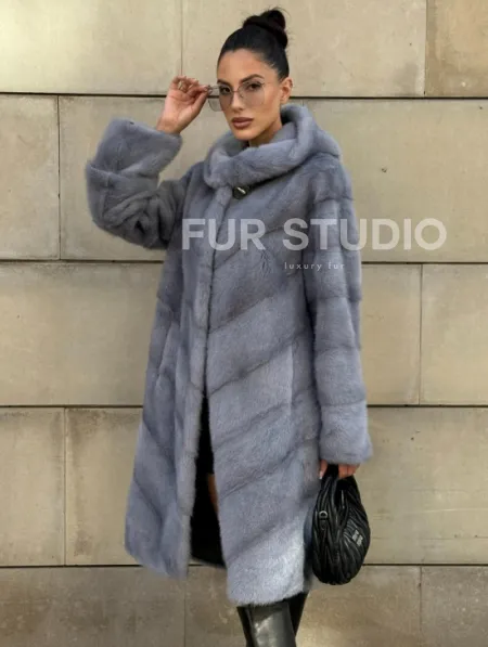 Шуба midi из меха норки с капюшоном, рукава трансформер - фото 0