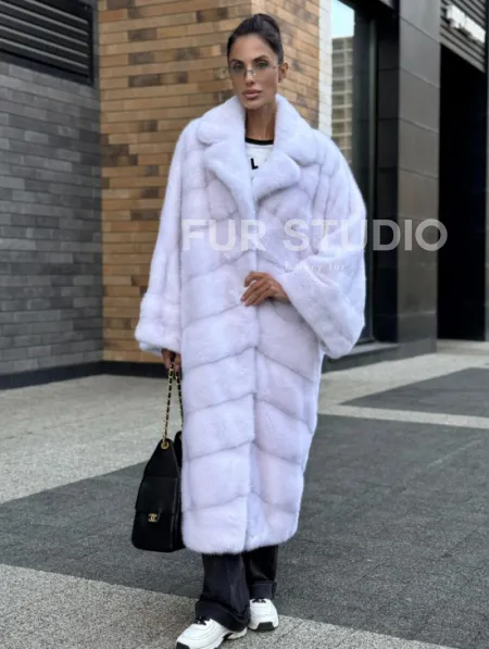 Светлая норковая шуба 