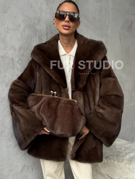 Норковый полушубок с капюшоном - цвет коричневый - фото 4