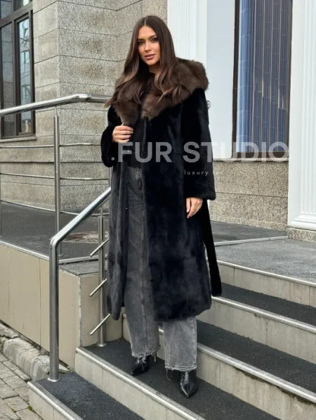 Черная норковая шуба с капюшоном куница - фото 9