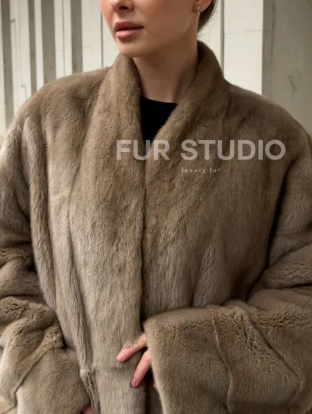 Норковый полушубок пастель V-образный воротник - фото 1