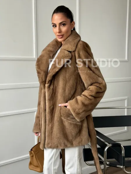 Полушубок норковый пастель с меховым поясом - фото 8