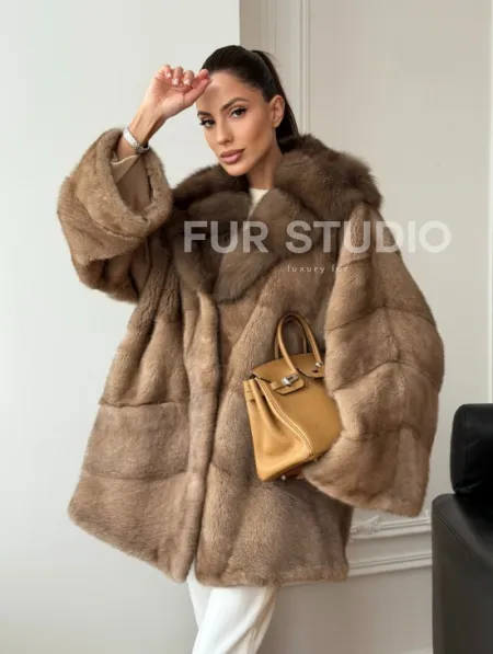 Шуба норковая с капюшоном куница - фото 0