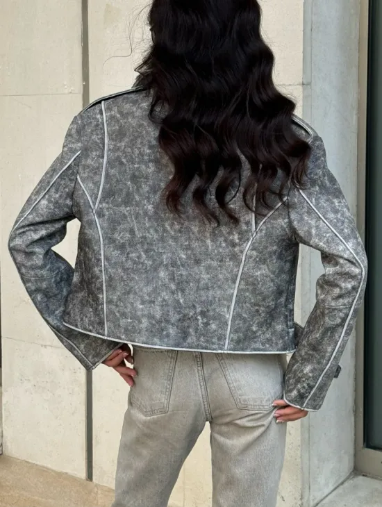 Кожаная укороченная косуха из натуральной кожи 