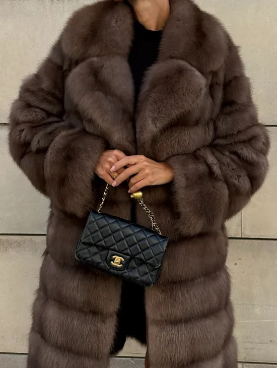 Шуба из куницы в цвете Tartufo  английский воротник - фото 4