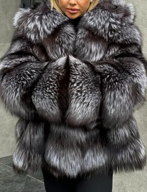 Шуба натуральная из чернобурки с капюшоном - фото 1