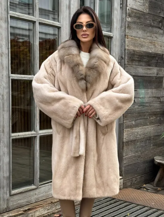 Шуба LUXURY кимоно из норки IVORY с английским воротником из меха куницы - фото 4