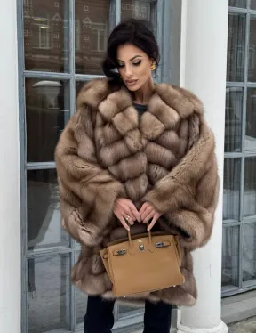 Шуба из меха куницы «летучая мышь» - фото 9