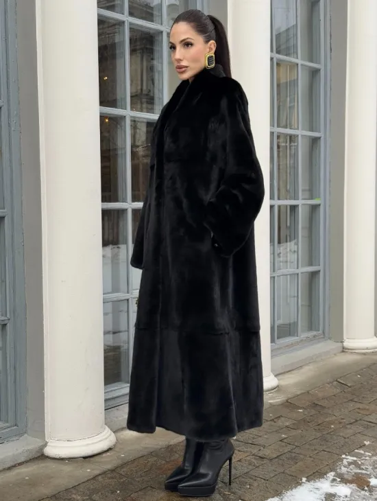 Цельнокроенная норковая шуба из аукционной норки Blackglama - фото 4