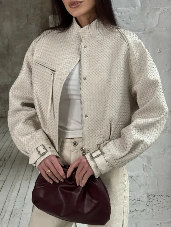 Женская курточка - бомбер из плетеной кожи Ivory - фото 3