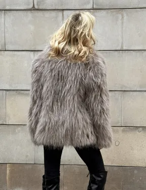 Полушубок из енота с английским воротником - фото 6