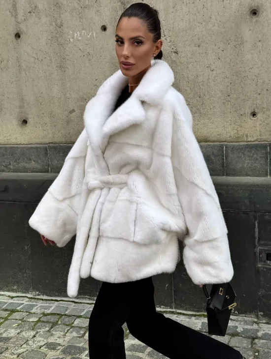 Белоснежная норковая шуба фасон 