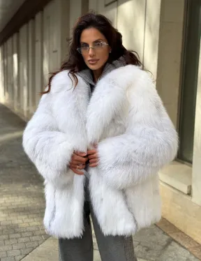 Шуба из белой арктической лисы - фото 5