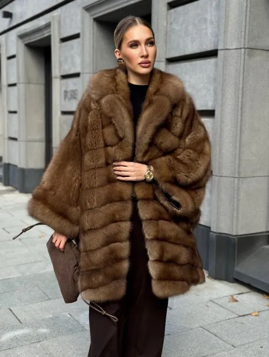 Шуба из куницы оверсайз - фото 8