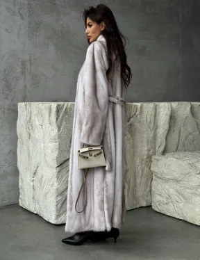 Светлая шуба из натуральной скандинавской норки - фото 8