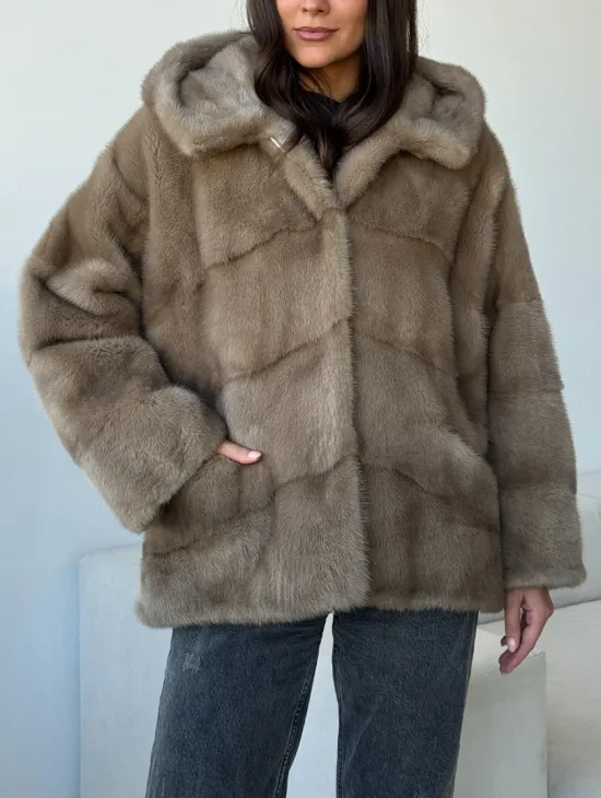 Короткая  норковая шуба с капюшоном - фото 3