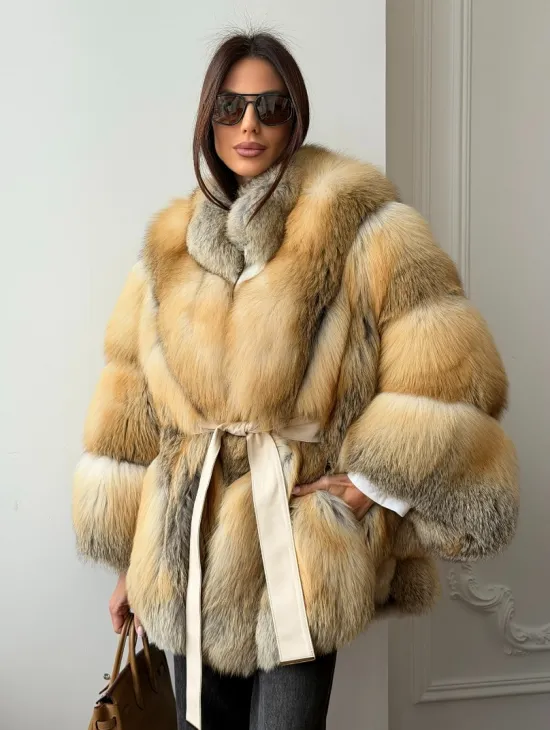 Шуба - пончо из лисы с поясом - фото 0