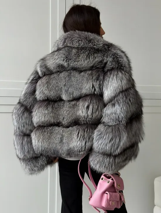 Полушубок из натурального меха чернобурки - фото 6