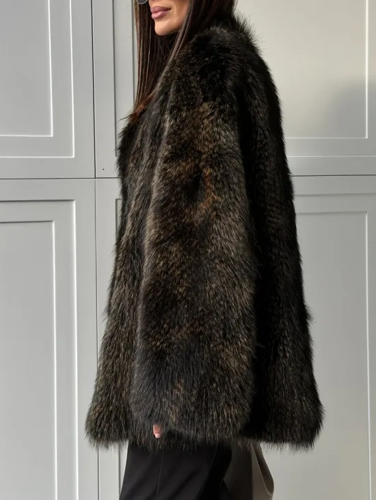Женский полушубок из меха Финского енота Saga - фото 5