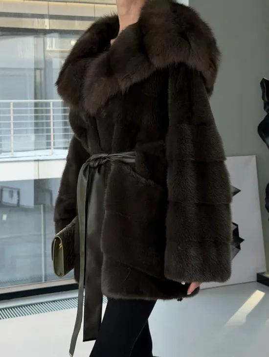 Норковое пончо шуба с капюшоном из меха куницы dark olive - фото 3