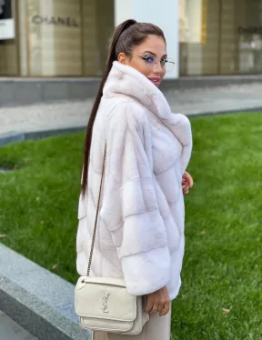 Полушубок из аукционной норки - цвет паломино - фото 2