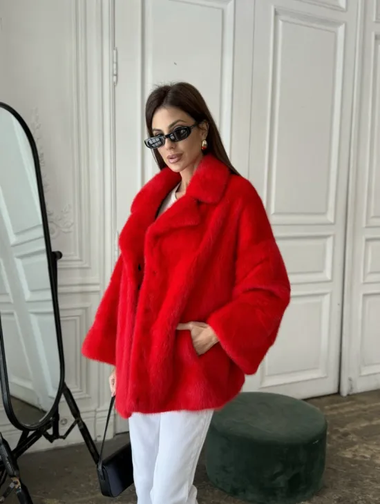 Красный норковый полушубок английский воротник роспуск - фото 5
